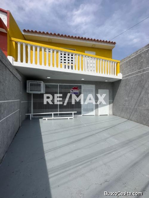 Local Comercial en Alquiler Av. Bella Vista. Remax Millenium