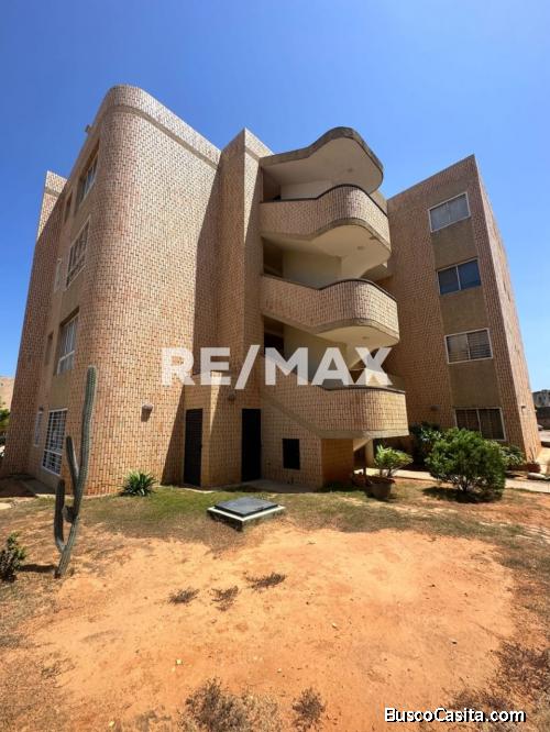 Apto. AlquilerTerra Norte. Remax Millenium