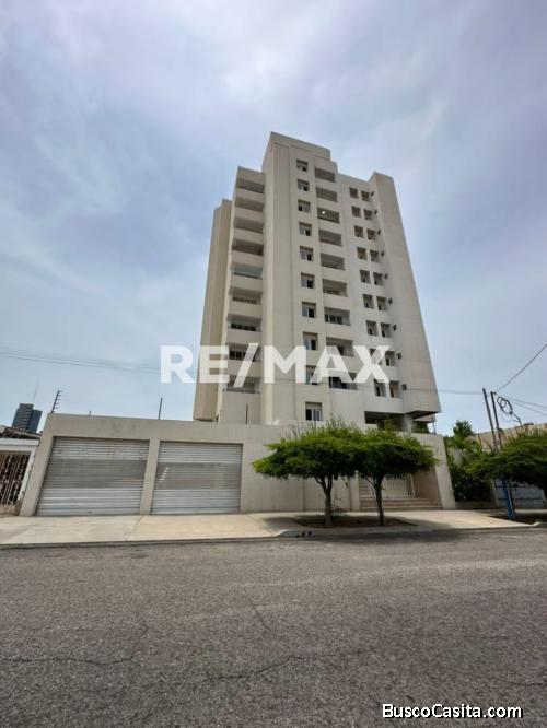 Apto. en Venta Edif. Madrigal Remax Millenium