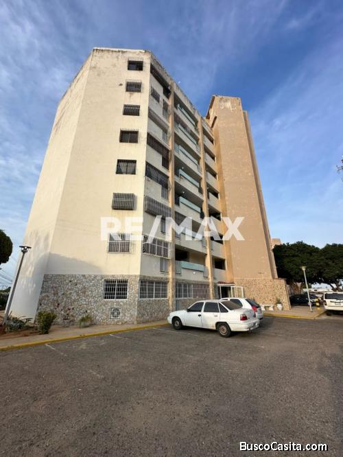 Apartamento en Alquiler en La California. Remax Millenium