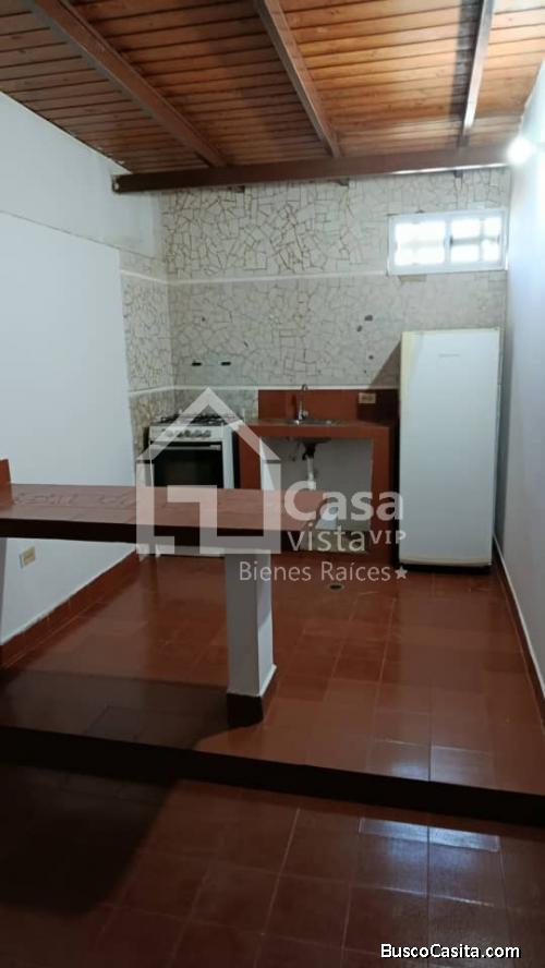 ALQUILER DE APARTAMENTO TIPO ESTUDIO 