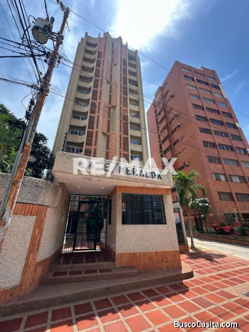 Apto. Edif. Esmeralda Remax Millenium