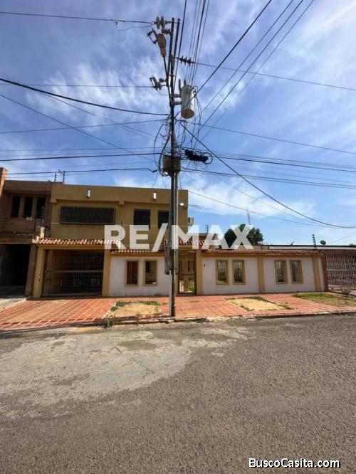 Casa en Venta Urb. Coromoto Remax Millenium-=
