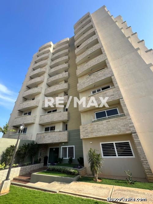 Apartamento Lago Country Remax Millenium