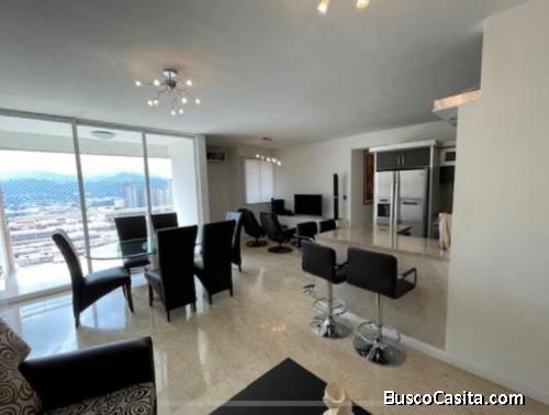 Apartamento en Caracas cpiscina EN VENTA