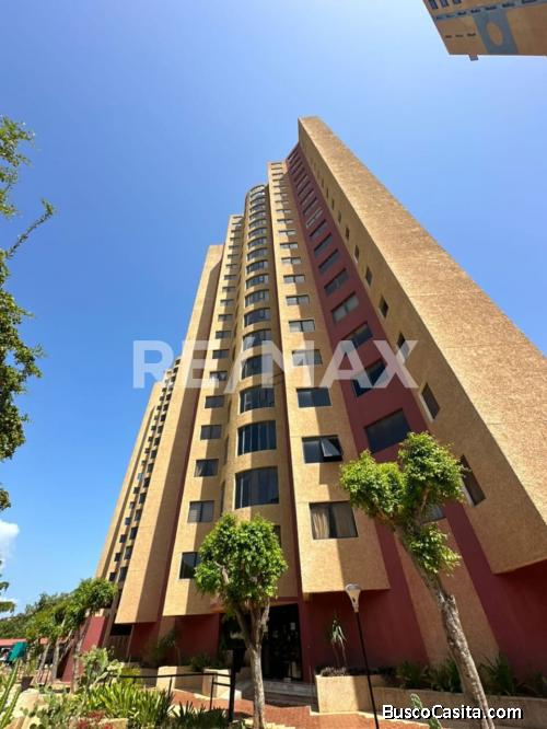 Apartamento en Alquiler Resid. Premium. Remax Millenium