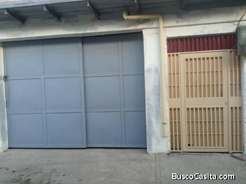 Galpon en caricuao  UV9  para  Carpinteria , Mecanica,   Herreria o deposito