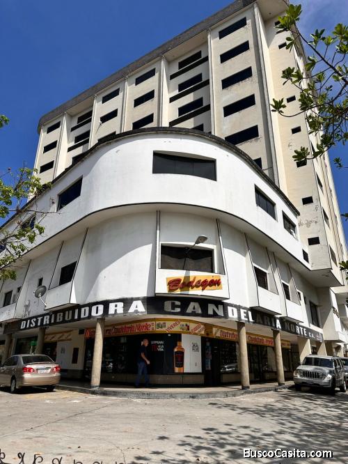 En Venta Oficina En El CC Paseo El Parral