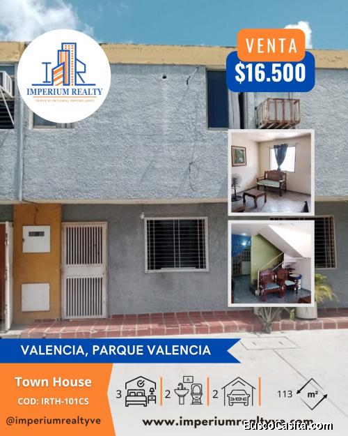 TOWN HOUSE en Parque Valencia Res. Villas del Sol IV - Imperium Realty