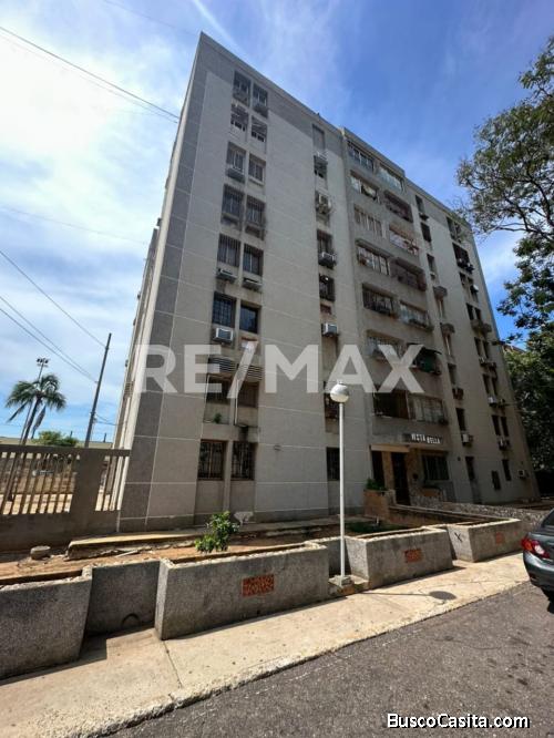 Apartamento en Alquiler Resid. Las Vistas. Remax Millenium