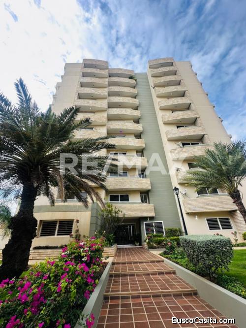 Alquiler Apto. Lago Country III. Remax Millenium