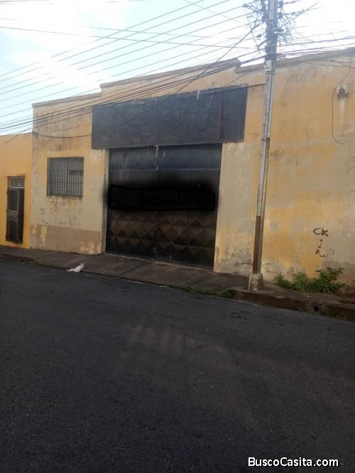GALPON EN VENTA, EN CALLE PAEZ – MATURIN