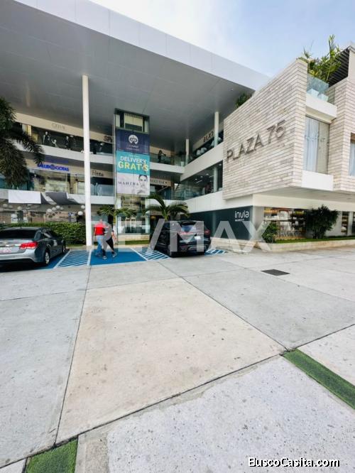 Local comercial en Alquiler C.C. Plaza 75. Remax Millenium