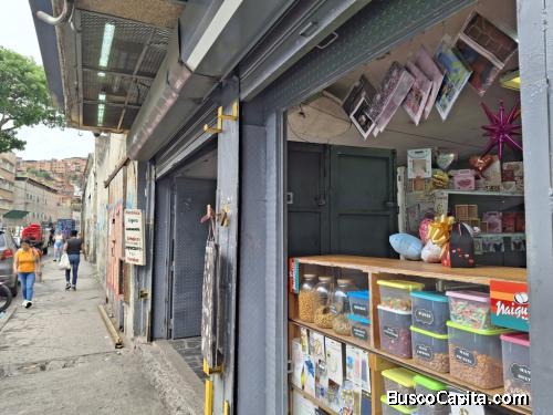 Edificio Industrial con local Comercial en venta en Prado de María