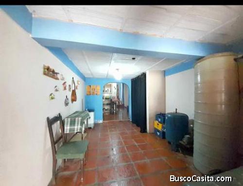 Se Vende Casa en Naguanagua de 2 Niveles, Urb. Nueva Esparta I - Imperium Realty +58 412-383-7839