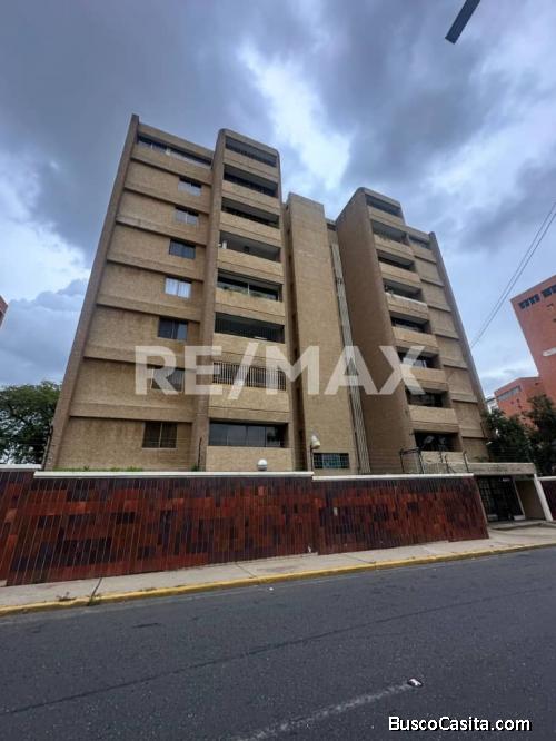 Apartamento en Venta Resid. Carolina. Remax Millenium
