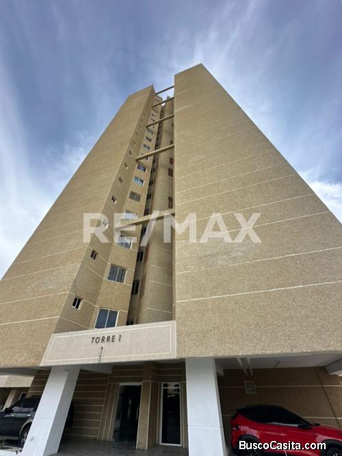 Apartamento en Alquiler Edificio Virginia Palace Sector Don Bosco  Remax Millenium