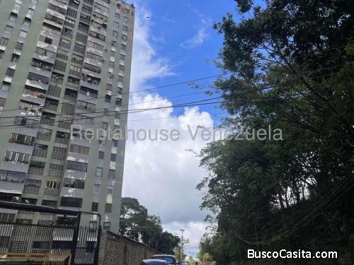 Hermoso Apartamento En Una Zona Montañosa de San Antonio de los Altos 