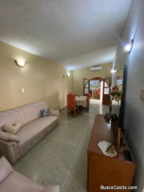 Casa 6 Habitaciones con Caney y Jacuzzi en Urb. Chucho Briceño, Cabudare