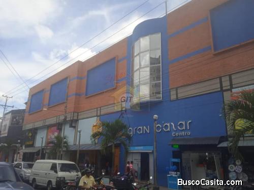Local Comercial en Venta en C.C. Gran Bazar Centro Valencia Venezuela 2409A6