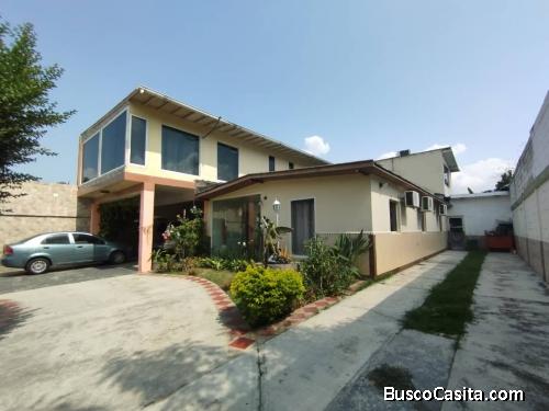 VENTA CASA 2 PLANTAS- EXCELENTE INVERSION-LAS MOROCHAS-SAN DIEGO