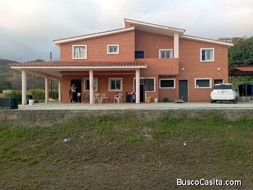 Venta Finca ubicada en el sector La Guamita, cerca de Aguirre, Municipio Montalbán EN PROCESO DE ACT