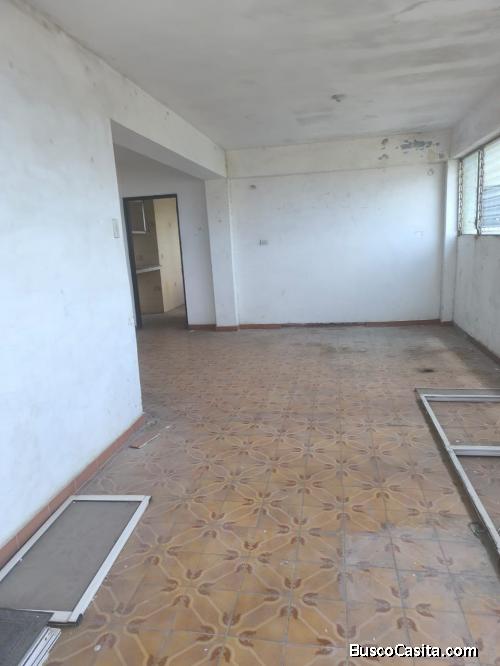 Penthouse para remodelar en Los Girasoles con 5 habitaciones y vista espectacular