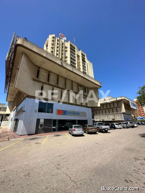 Local en Alquiler Edif. Clodomira, Remax Millenium