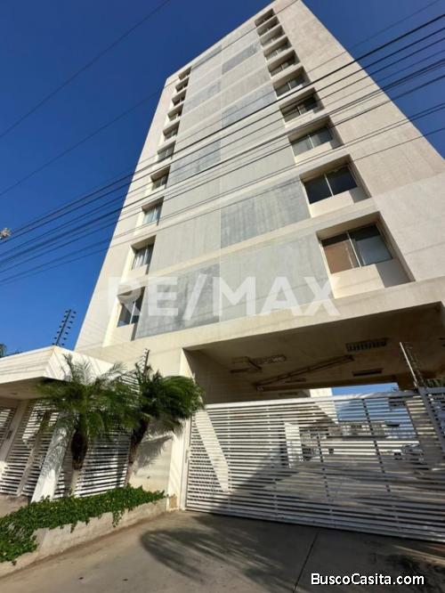 Apartamento en Alquiler Resid. San Gabriele. Remax Millenium