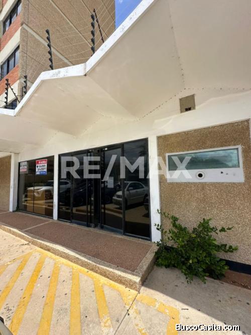 Local en Alquiler Av. El Milagro, Remax Millenium