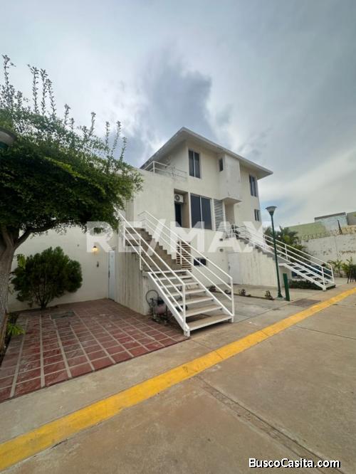 Apartamento en Venta Resid. Plaza Campos, Remax Millenium