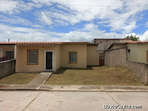 Casa en OBRA GRIS en Brisas del lago Ciudad Alianza Guacara estado Carabobo