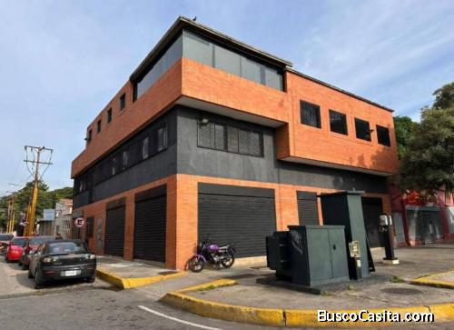 En venta Edificio Comercial Av. Bolívar Norte, Municipio Valencia, Edo. Carabobo