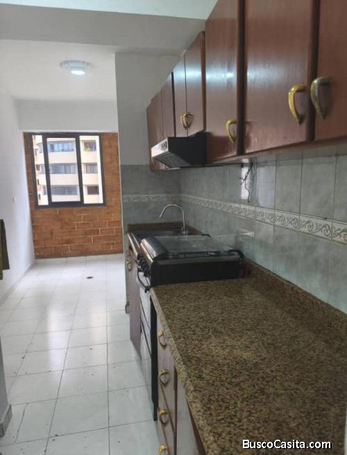 Se Vende Apartamento Res. Bajura, Urb. Los Mangos