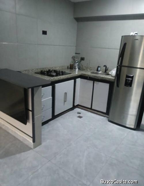 En Venta Apartamento en Los Mangos Res Minotauro Palace