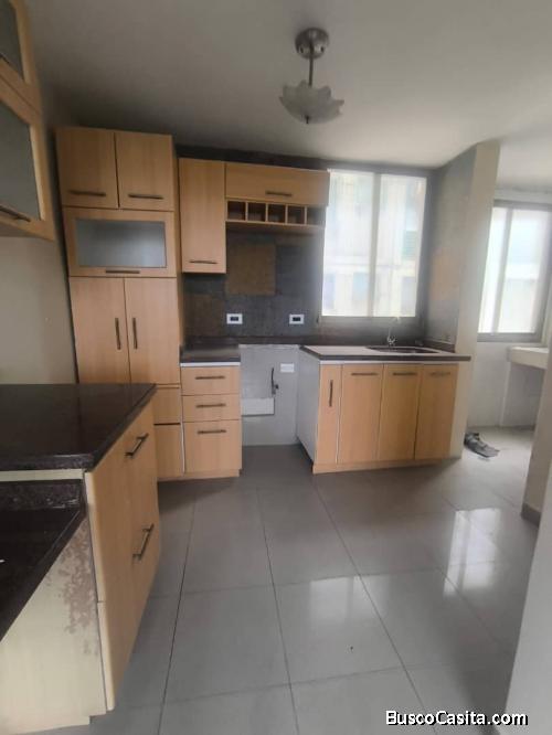 Apartamento en Venta en Res Los Cardones | 3 Habitaciones, Piso Medio y Tanque de agua 