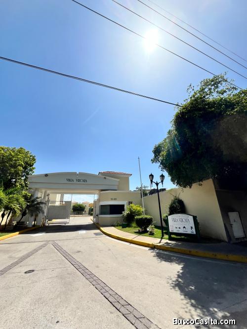 Townhouse Venta Maracaibo. Villa Vizcaya. 090925
