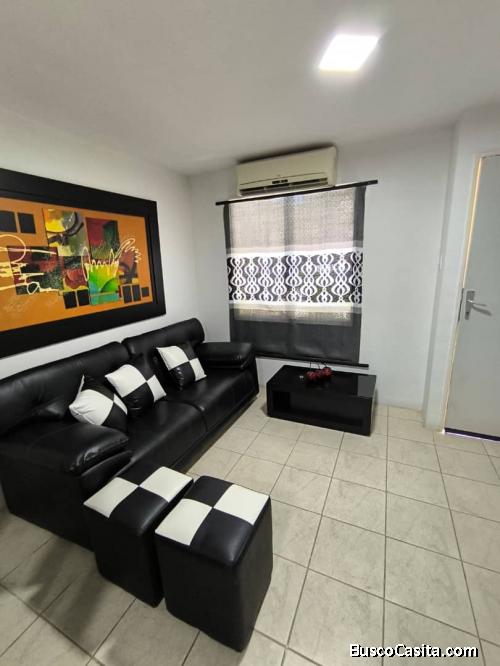  Townhouse amoblado y remodelado en La Ribereña, Barquisimeto – 2 hab., 2 baños y piscina