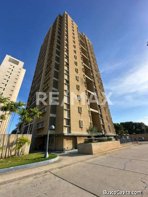 Apartamento en Venta Edif. Nicol Andreina Av. Universidad, Remax Millenium