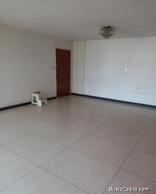 Amplio y como apto.en urb. La soledad , Maracay