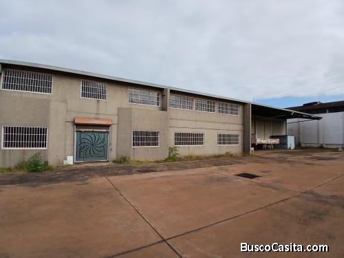 Venta de Galpón en zona Industrial Matanzas Puerto Ordaz