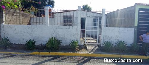 Casa en venta lista para habitar en la Urb El Guafal