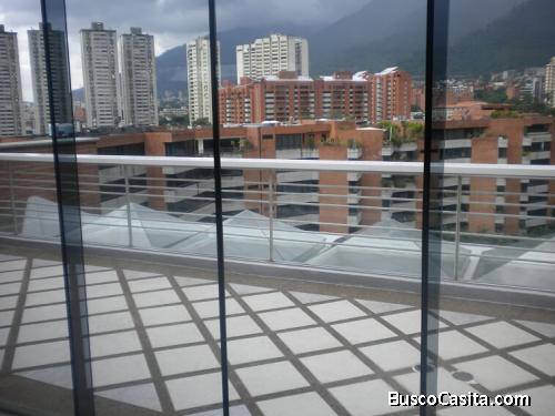 Apartamento de 411 mts En Los Chorros Vigilancia 24 hrs