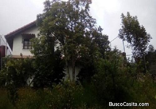 vende hermosa Cabaña Amoblada ubicada en el sector Pedregal de Tabay, Estado Mérida. 