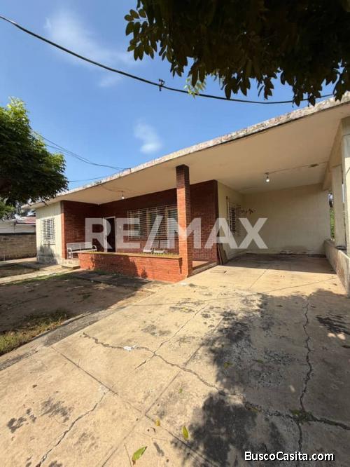 Quinta en Venta Calle Vargas Ciudad Ojeda, Remax Millenium