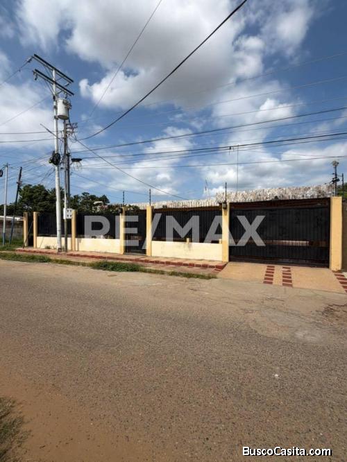 Quinta Ciudad Ojeda, Av 41, Remax Milenium