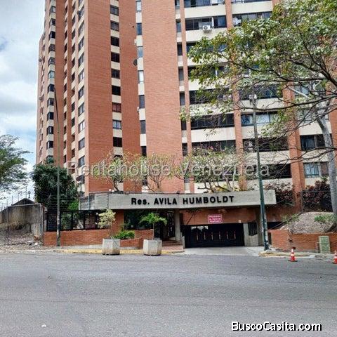 Venta de apartamento en Lomas del Avila