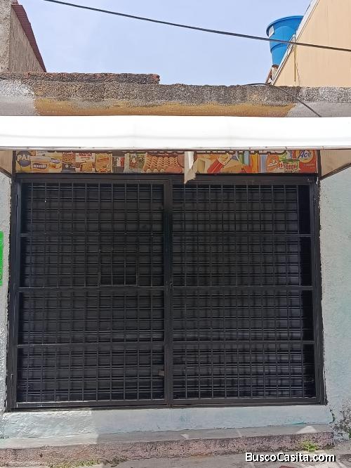 ¡Se Vende Local Comercial de OPORTUNIDAD! En excelente ubicación, cerca de la Av Lara con Feria 