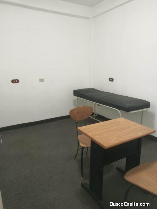 Consultorio Médico de 15 M2 en alquiler – El Marqués, Caracas