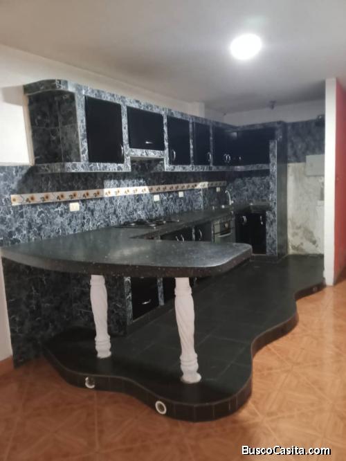 En Alquiler Apartamento de Oprotunidad en Paraparal,Buenaventura, en la Primera Manzana